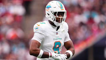 Miami Dolphins TE Jonnu Smith