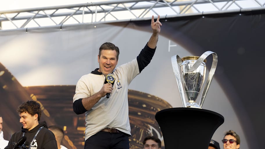 Greg Vanney will remain the LA Galaxy manager through the end of the 2028 season. | Bailey Holiver-Imagn Images