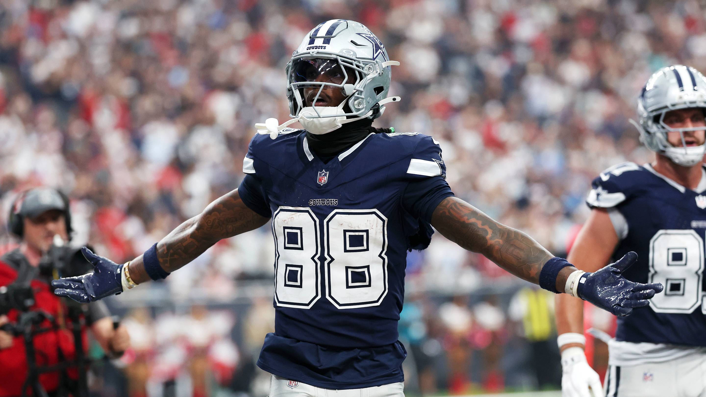 NFL winners and losers from Week 4: CeeDee Lamb torches the Texans, Jets get manhandled in Chicago