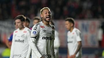 Neymar participou do lance do gol do Santos contra o San Lorenzo 