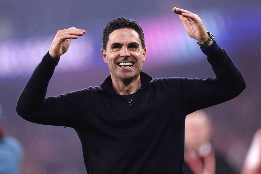Mikel Arteta celebrating.