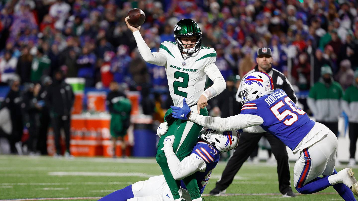 Woody Johnson Takes Delusional Stance on Zach Wilson - Vimarsana News