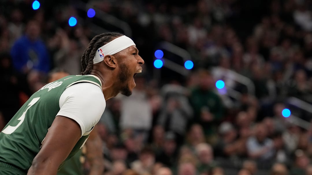 Washington Wizards v Milwaukee Bucks