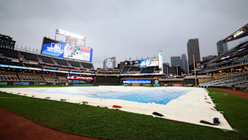 Chicago White Sox v Minnesota Twins