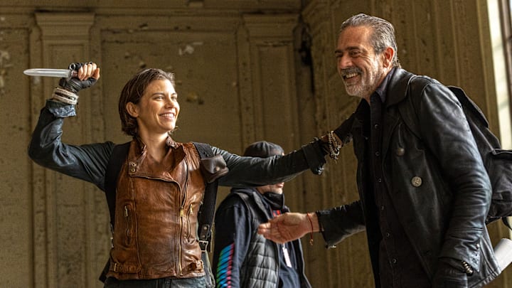 BTS, Lauren Cohan as Maggie Rhee, Jeffrey Dean Morgan as Negan - The Walking Dead: Dead City _ Season 1, Episode 6 - Photo Credit: Peter Kramer/AMC
