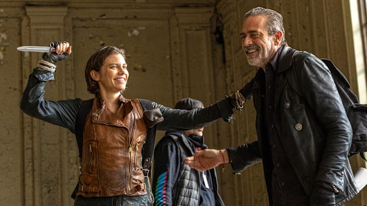 BTS, Lauren Cohan as Maggie Rhee, Jeffrey Dean Morgan as Negan - The Walking Dead: Dead City _ Season 1, Episode 6 - Photo Credit: Peter Kramer/AMC