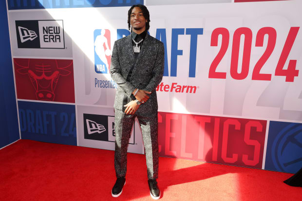Jun 26, 2024; Brooklyn, NY, USA; Stephon Castle arrives for the first round of the 2024 NBA Draft at Barclays Center. 