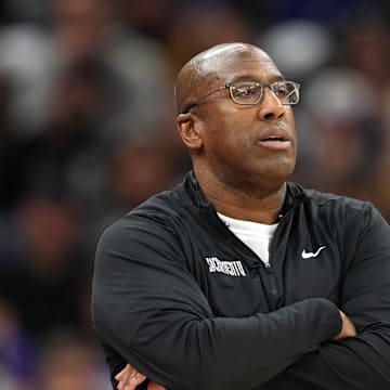 Sacramento Kings head coach Mike Brown during the fourth quarter against the Brooklyn Nets. Mandatory Credit: Darren Yamashita-Imagn Images