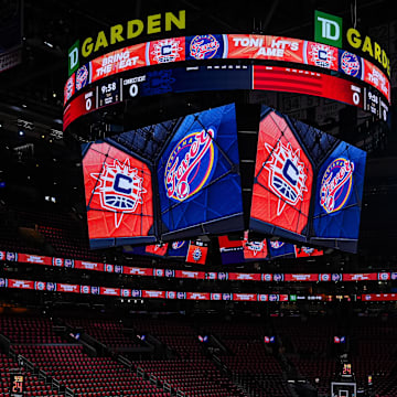 Celtics minority owner Steve Pagliuca reportedly agreed to buy the Connecticut Sun with plans to move the team to Boston. 