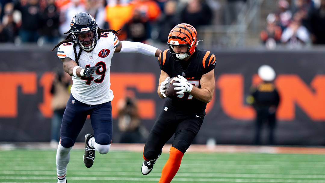 Cincinnati Bengals tight end Tanner Hudson (87) catches a pass as Chicago Bears linebacker Tremaine Edmunds (49) defends in the third quarter of the NFL football game between Chicago Bears and Cincinnati Bengals at Paycor Stadium in Cincinnati on Nov. 2, 2025. Cincinnati Bengals tight end Tanner Hudson (87) catches a pass as Chicago Bears linebacker Tremaine Edmunds (49) defends in the third quarter of the NFL football game between Chicago Bears and Cincinnati Bengals at Paycor Stadium in Cincinnati on Nov. 2, 2025.
