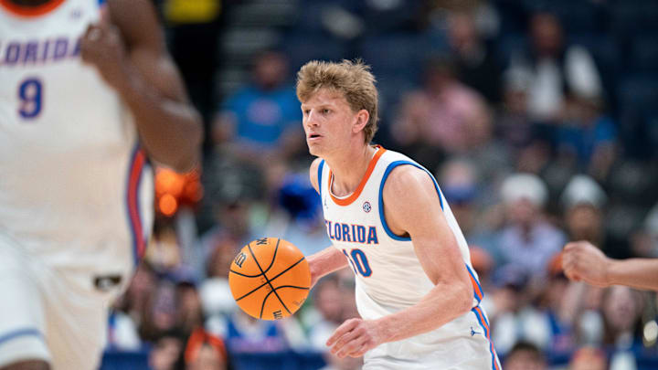 Florida forward Thomas Haugh (10) handles the ball against Vanderbilt during their semifinal game of the 2026 SEC Men’s Basketball Tournament at Bridgestone Arena in Nashville, Tenn., Saturday, March 14, 2026.