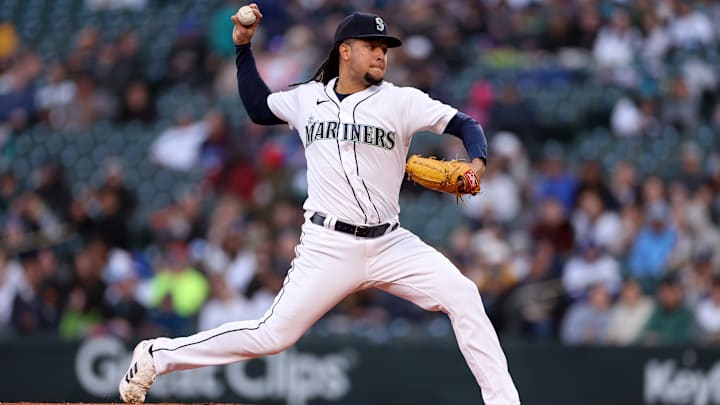 Los Angeles Angels v Seattle Mariners