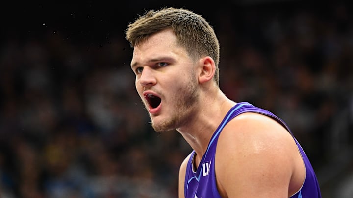 Denver Nuggets v Utah Jazz