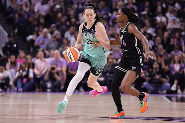 New York Liberty forward Breanna Stewart (30)
