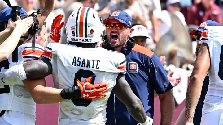 Auburn Tigers linebacker coach Josh Aldridge could add a high-profile recruit who just decommitted from the Miami Hurricanes.