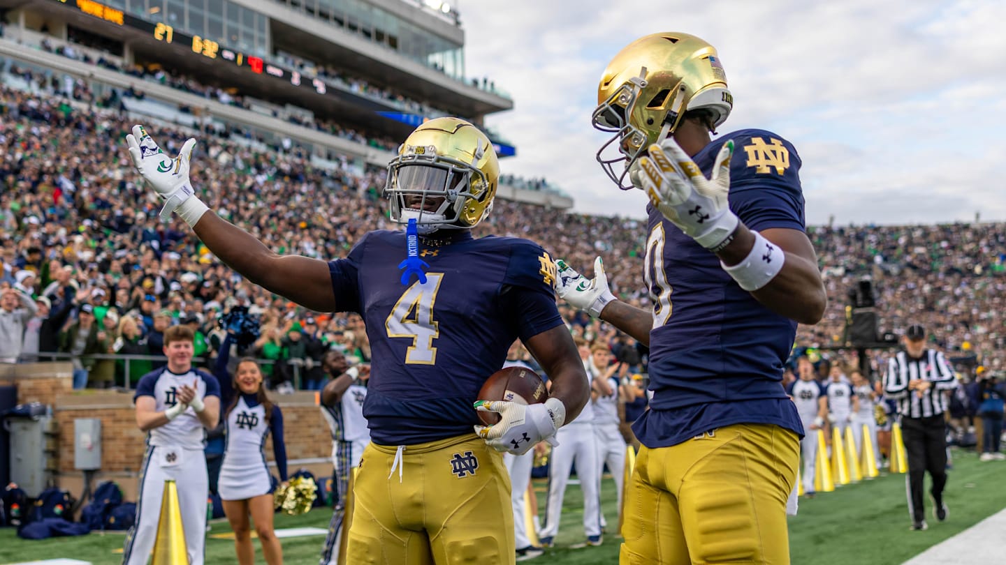 College Football World Reacts to Notre Dame Being Snubbed From College Football Playoffs