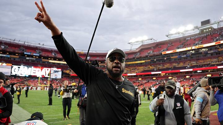 Pittsburgh Steelers v Washington Commanders