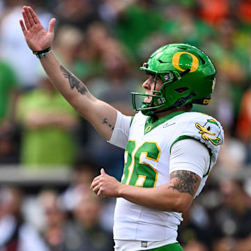 Oregon Ducks place kicker Atticus Sappington lines up a kick during the first half in the annual rivalry game against the Oregon State Beavers on Saturday, Sept. 14, 2024 at Reser Stadium in Corvallis, Ore.