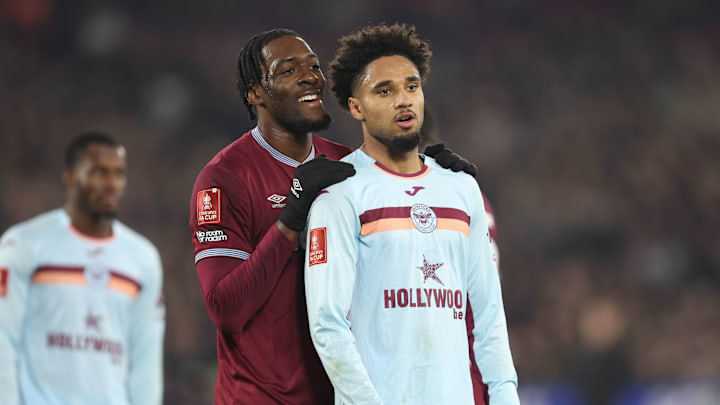 Kevin Schade (r.) ist ein Kandidat bei den Gunners