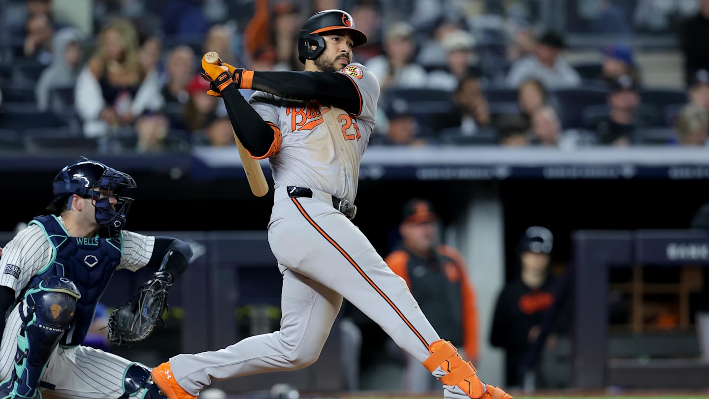 Seattle Mariners AL West Rivals a 'Front Runner' For Slugger Anthony