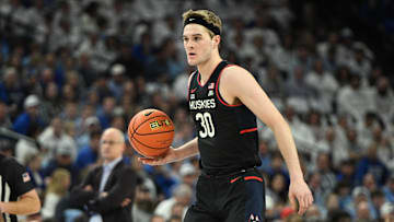 Connecticut Huskies forward Liam McNeeley (30)