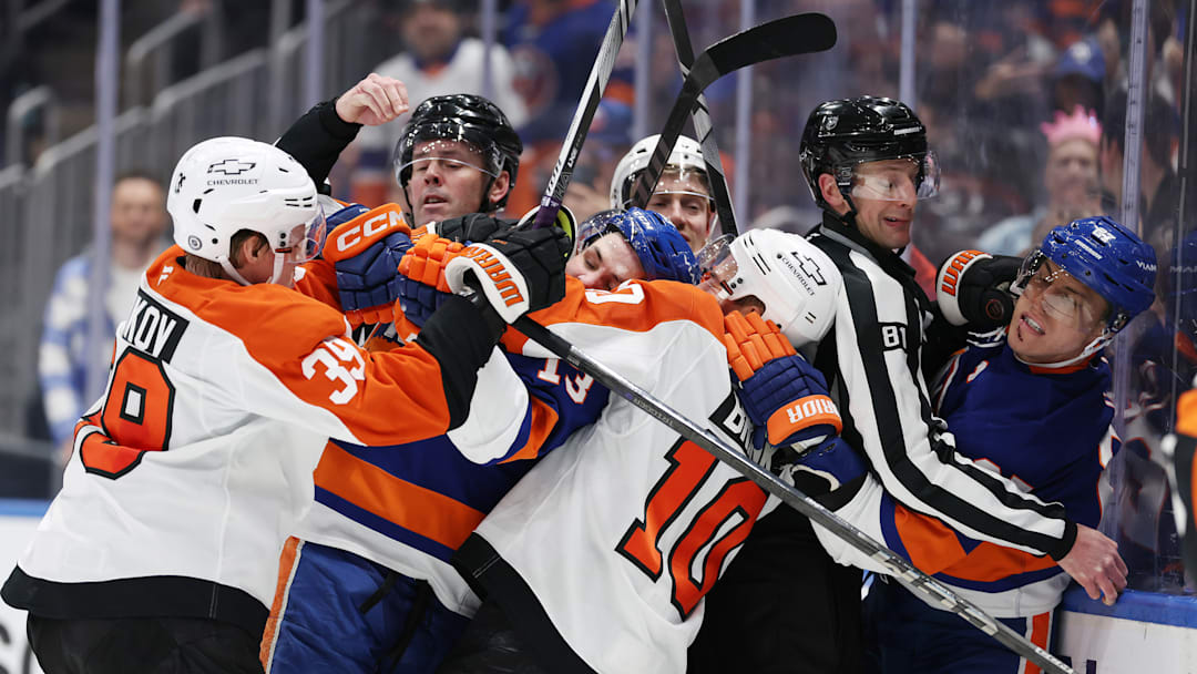 Philadelphia Flyers v New York Islanders