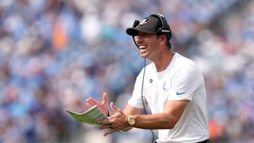 Indianapolis Colts v Tennessee Titans