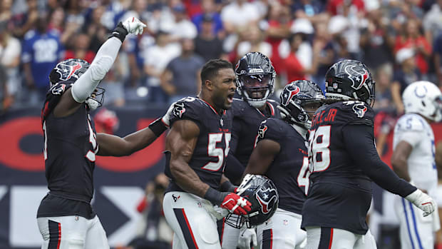 Oct 27, 2024; Houston, Texas, USA; Houston Texans defensive end Danielle Hunter (55) celebrates with teammates after getting 