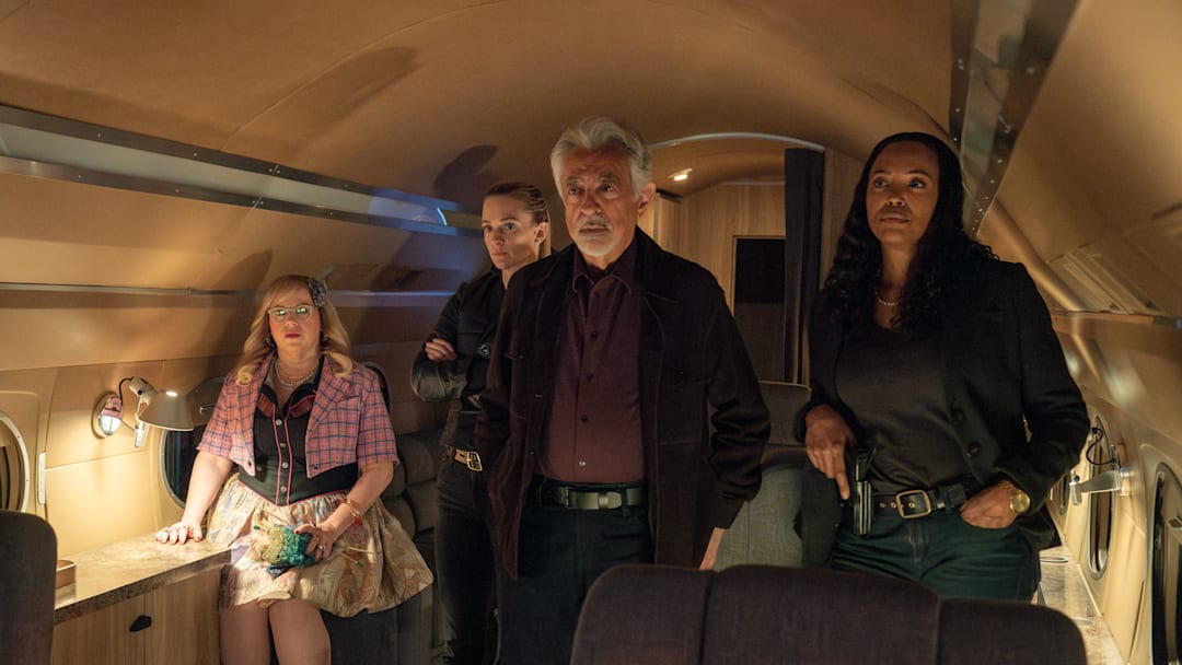 L-R: Kirsten Vangsness as Penelope Garcia, A.J. Cook as Jennifer ‘JJ’ Jareau, Joe Mantegna as David Rossi and Aisha Tyler as Dr. Tara Lewis in Criminal Minds: Evolution, episode 5, season 17 streaming on Paramount+, 2024. Photo Credit: Michael Yarish /Paramount+