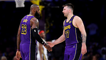 Pese a las presencias de LeBron James y Luka Doncic, los Lakers cayeron en la primera ronda de los playoffs