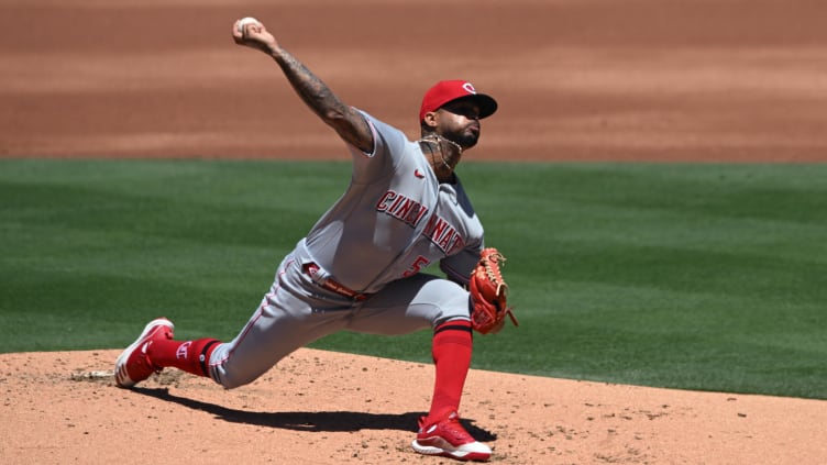 Cincinnati Reds starting pitcher Vladimir Gutierrez (53)