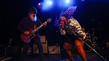 SMooCH: A Benefit For Seattle Children's Hospital With Nudedragons Featuring Shaina Shepherd, Duff