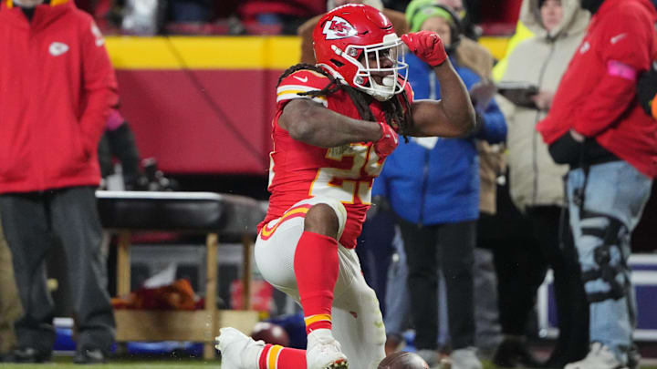 Jan 18, 2025; Kansas City, Missouri, USA; Kansas City Chiefs running back Kareem Hunt (29) reacts after running the ball against the Houston Texans during the fourth quarter of a 2025 AFC divisional round game at GEHA Field at Arrowhead Stadium. Mandatory Credit: Denny Medley-Imagn Images