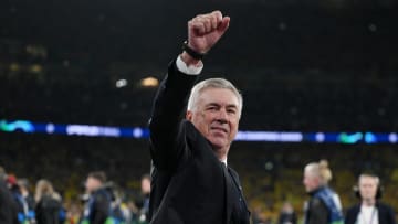 Ancelotti pode ganhar reforço experiente para a zaga