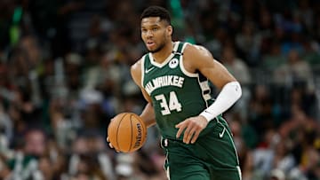 Giannis Antetokounmpo está abierto a salir de los Bucks 