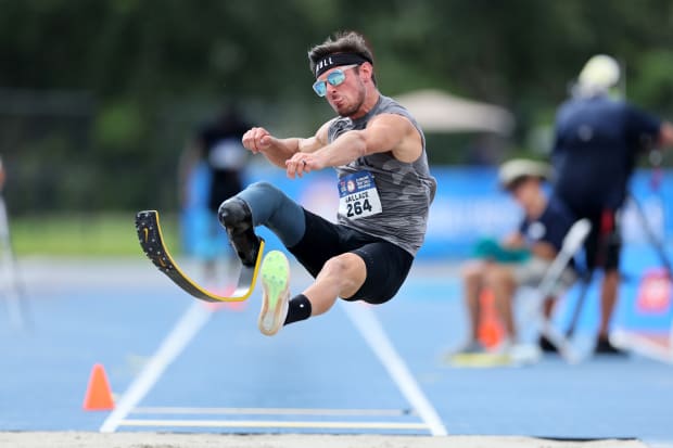 Ahead of Paris, Wallace decided that switching to the long jump was the change that he needed in his career.