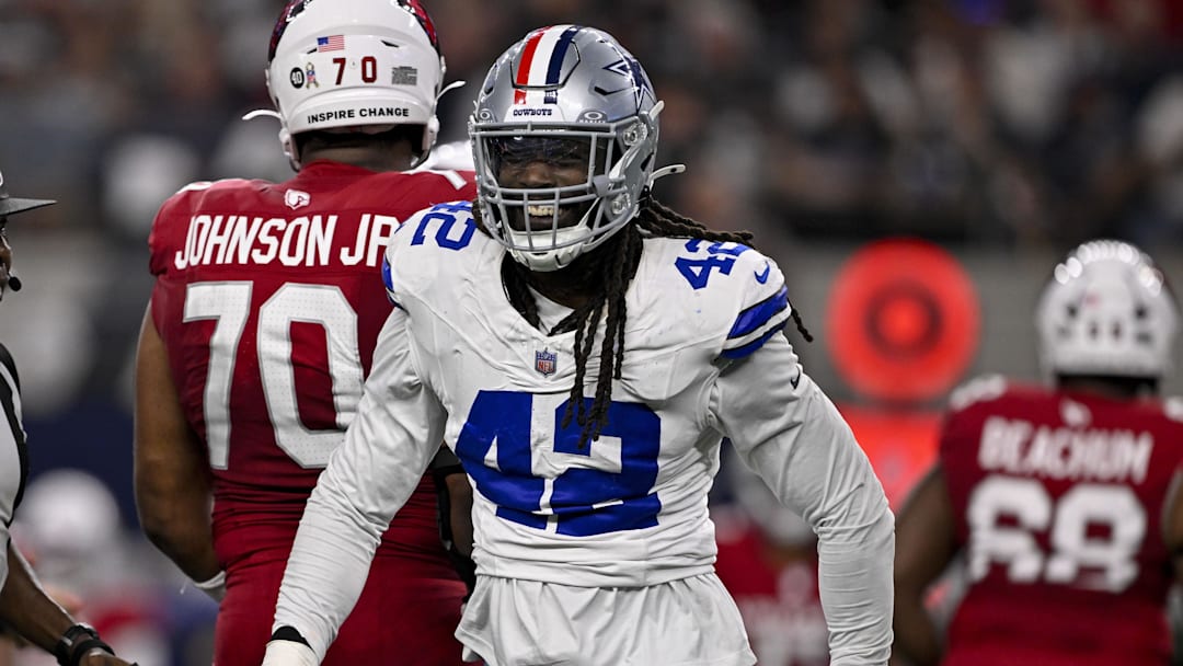 Jadeveon Clowney celebrates after a huge sack.