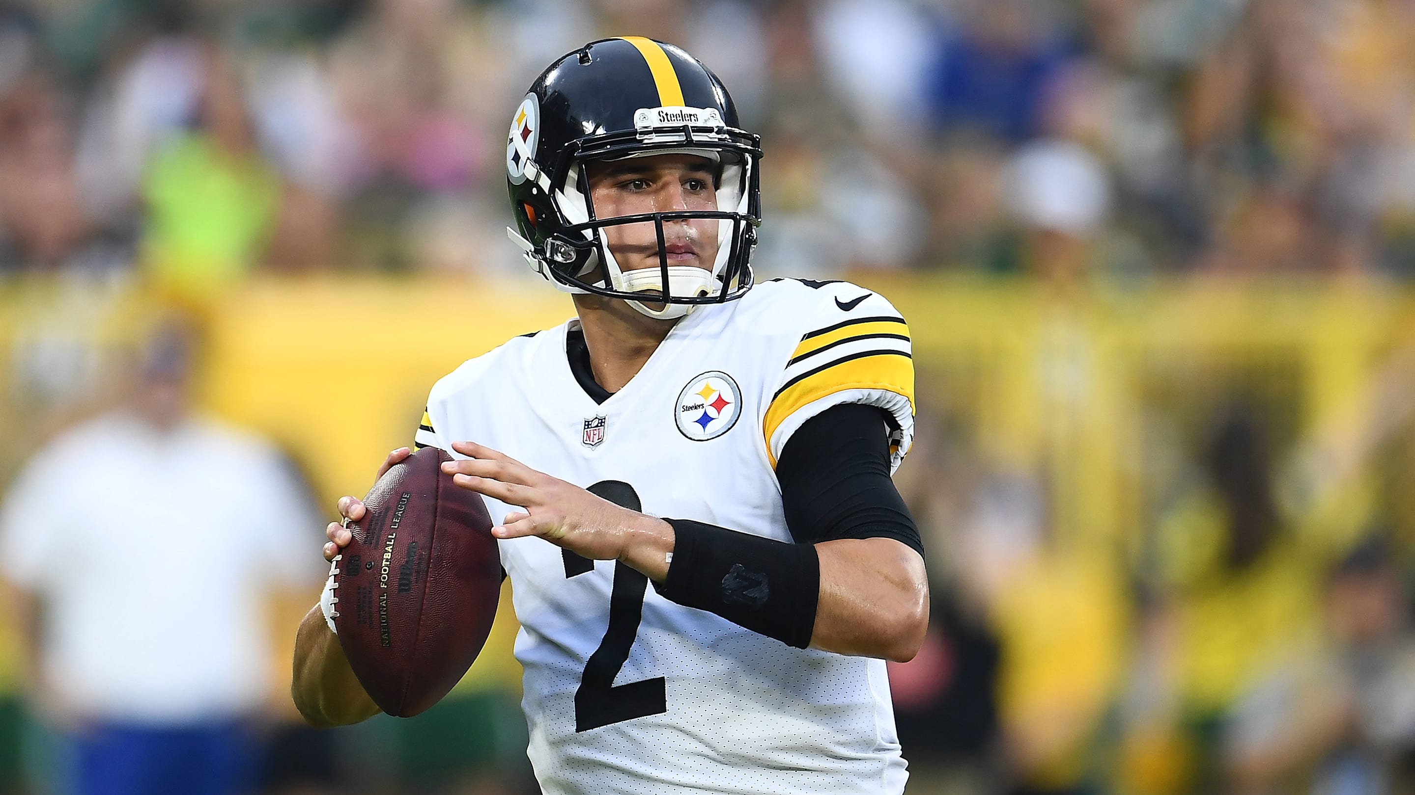 Aaron Rodgers news could force this Steelers-Dolphins trade for Mason Rudolph