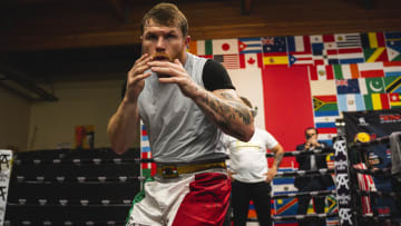 Crecen las posibilidades en torno a un pelea entre “Canelo” Álvarez y Artur Beterbiev