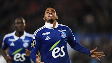 TOPSHOT-FBL-FRA-LIGUE1-STRASBOURG-LILLE