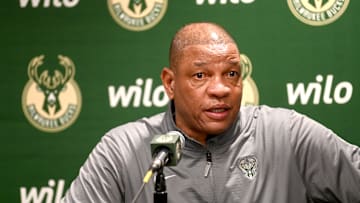 Milwaukee Bucks v Atlanta Hawks