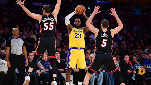 LeBron James L