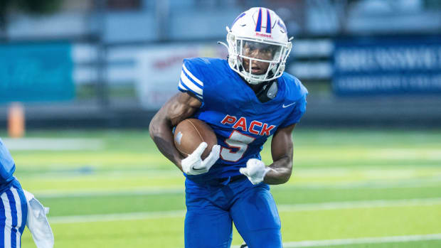 Whiteville running back Amari Best.