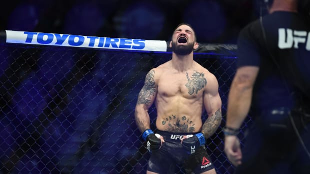 Boxing: Ex-UFC Champ Dubs Mike Perry vs. Jake Paul 'Cheat Sheet' for Mike Tyson