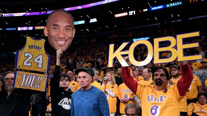 Los Angeles Lakers fans