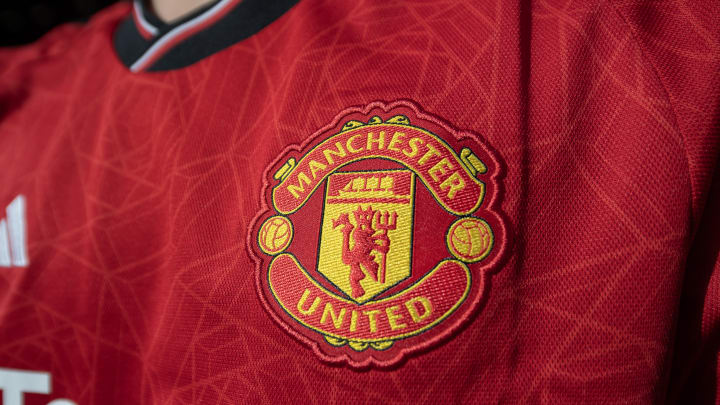 Manchester United sudah menggunakan julukan Setan Merah dalam waktu yang lama.