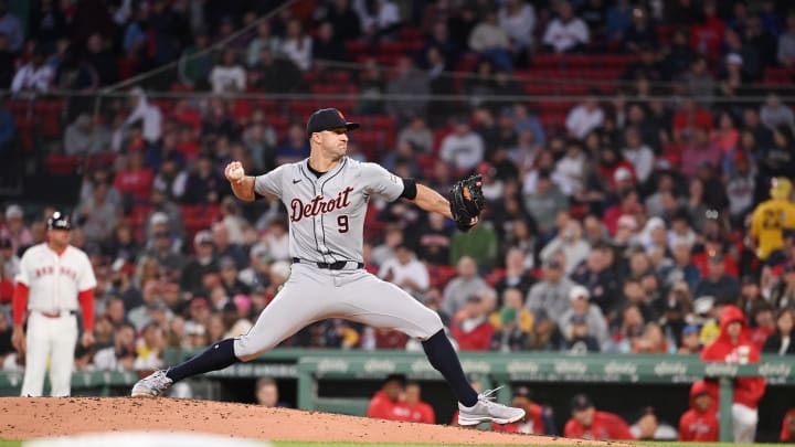 May 30, 2024; Boston, Massachusetts, USA; Detroit Tigers starting pitcher Jack Flaherty (9) pitches against the Boston Red Sox during the fifth inning at Fenway Park. Mandatory Credit: Eric Canha-USA TODAY Sports