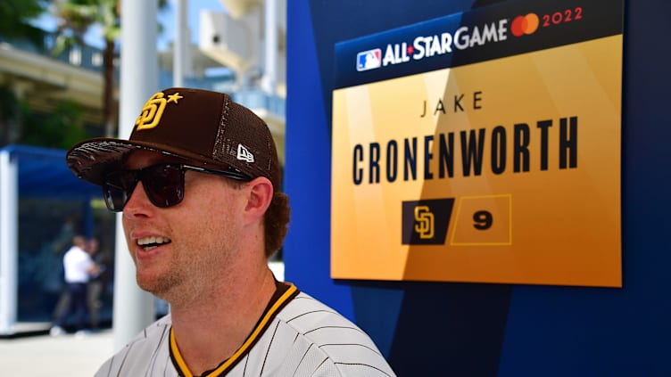 Jul 18, 2022; Los Angeles, CA, USA; National League second baseman Jake Cronenworth (9) of the San