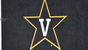 Old Vanderbilt logo
