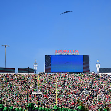 General view of the flyover before the 2025 Rose Bowl college football quarterfinal game between the Ohio State Buckeyes and the Oregon Ducks at Rose Bowl Stadium.